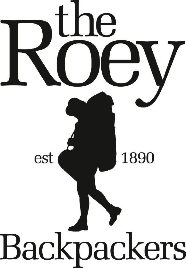 Roey Backpackers And Party Bar Pansiyon Broome Dış mekan fotoğraf